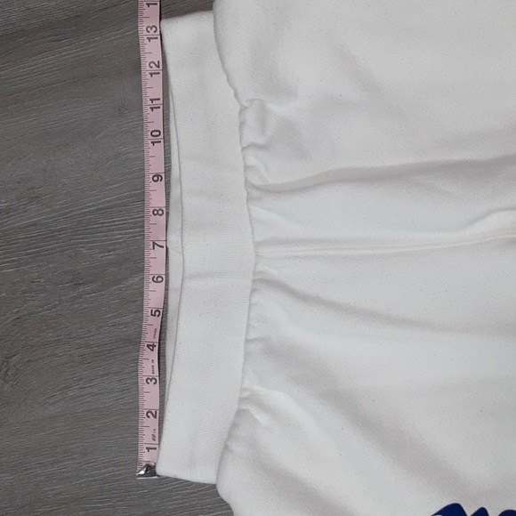 Champion  Reverse Weave Shorts - Picture 8 of 8